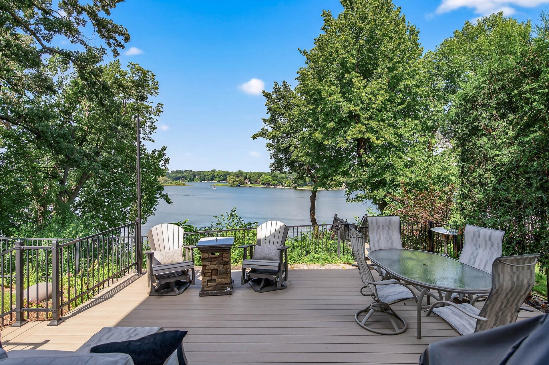 15408 Red Oaks Road Southeast Prior Lake, MN 55372 - Photo 3 of 37