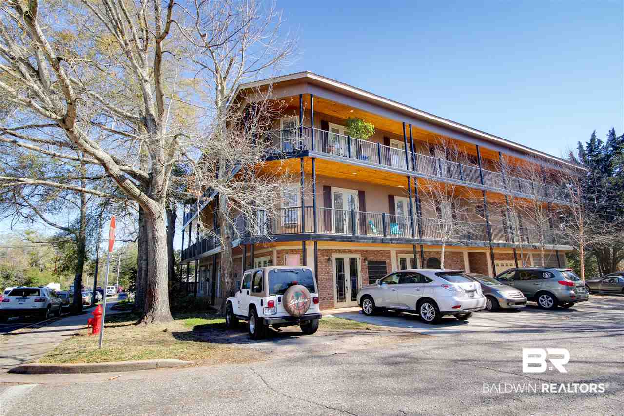 100 North Bancroft Street, Unit C1 Fairhope, AL 36532 - Photo 7 of 48