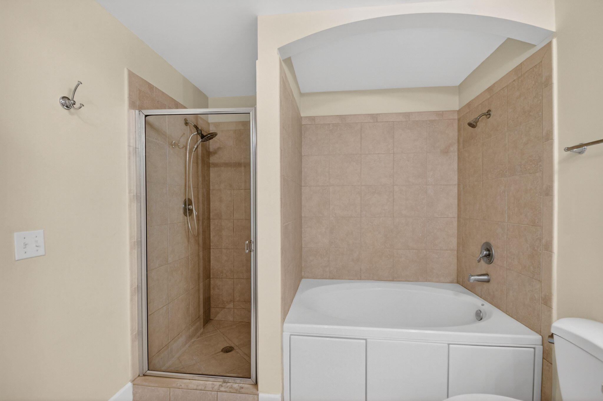 1660 Renaissance Commons Boulevard, Unit 2517 Boynton Beach, FL 33426 - Photo 23 of 93 32-web-or-mls-DSC_7109
