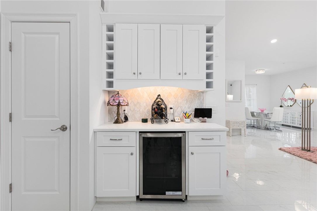 7 Avery Way Richmond, RI 02898 - Photo 16 of 35