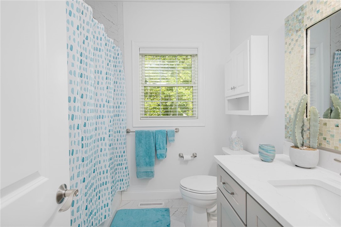 7 Avery Way Richmond, RI 02898 - Photo 32 of 35