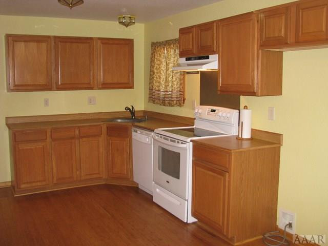 900 Union Branch Road Corapeake, NC 27926 - Photo 2 of 20 Kitchen