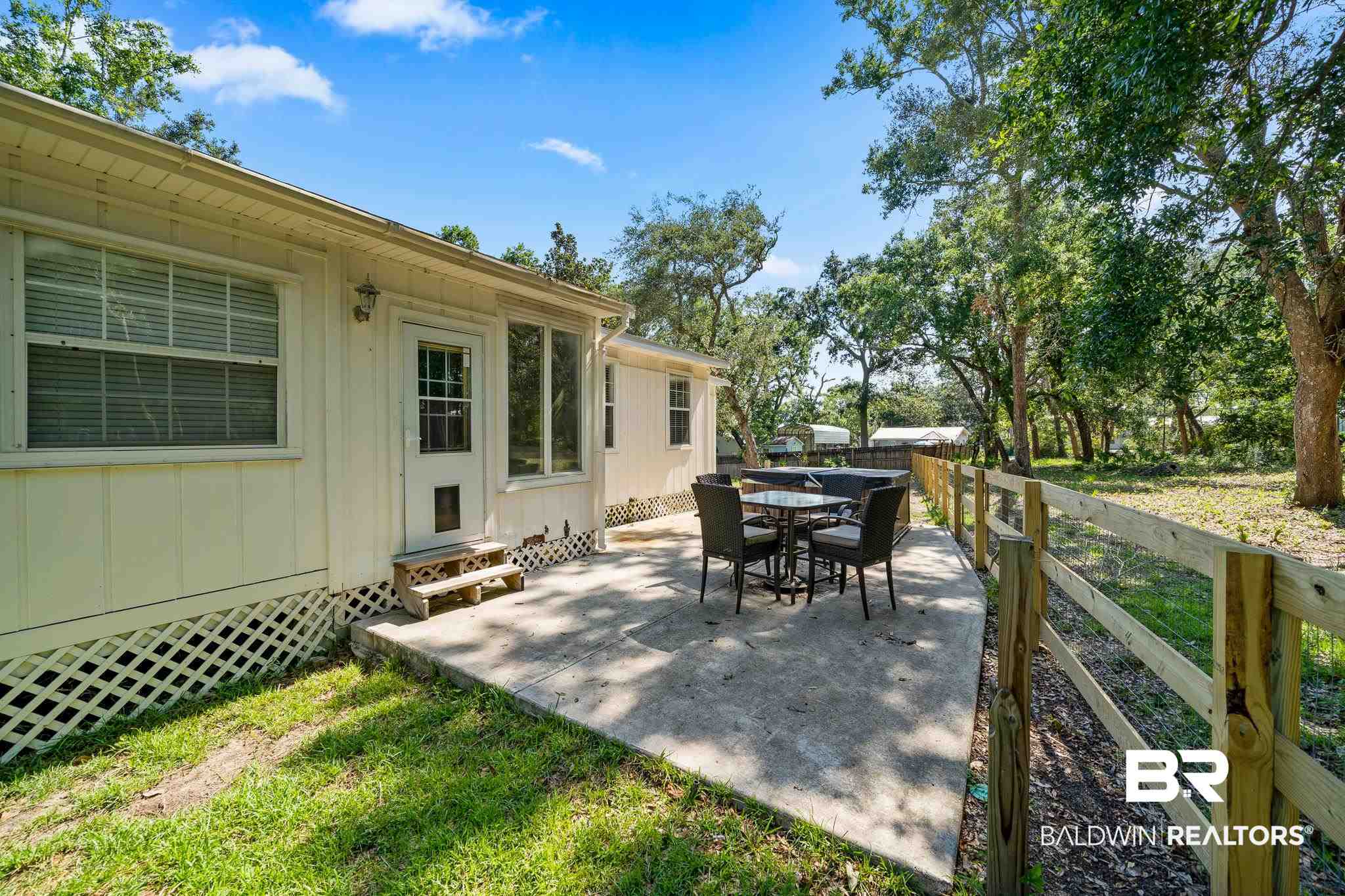 5424 Greentree Road Orange Beach, AL 36561 - Photo 5 of 33 Enjoy the Lifestyle and Hot Tub!