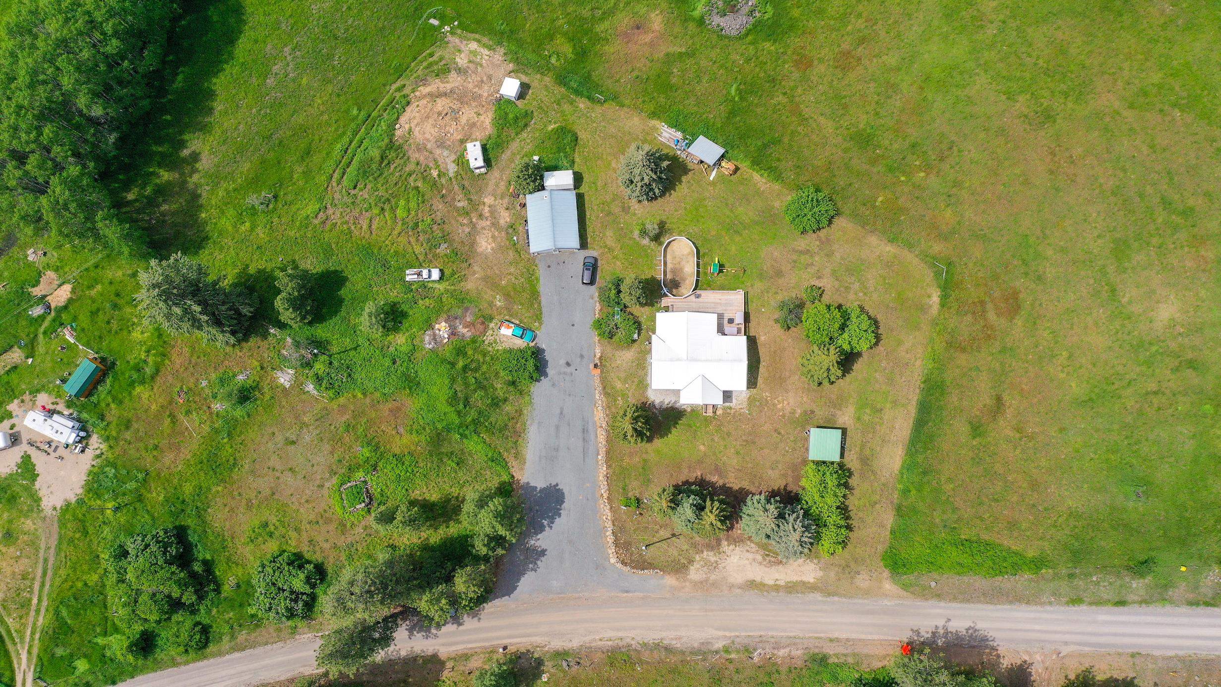 3251 Skok Road Valley, WA 99181 - Photo 4 of 33