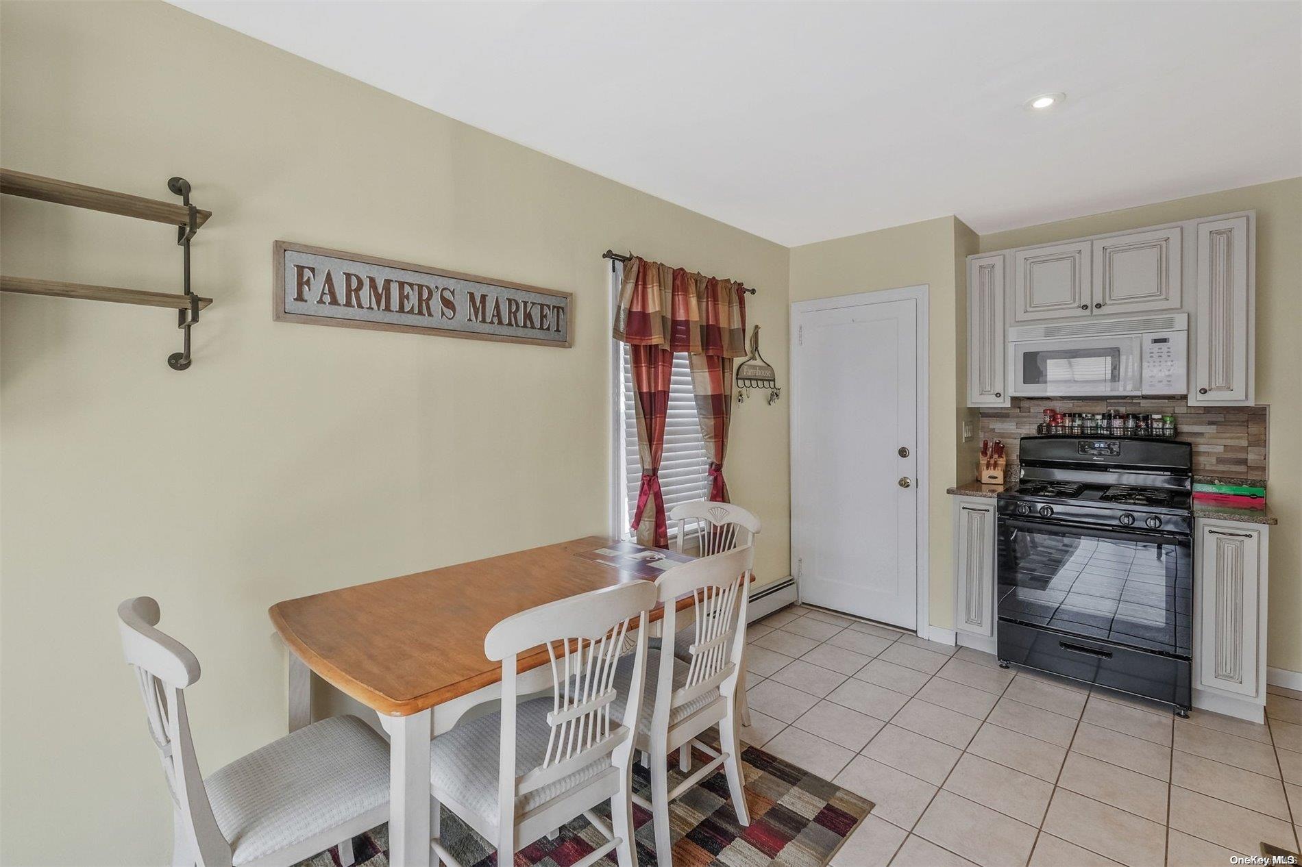 149 Rule Street Franklin Square, NY 11010 - Photo 12 of 33