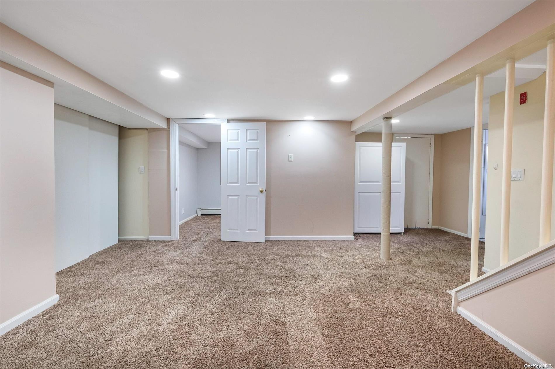 149 Rule Street Franklin Square, NY 11010 - Photo 20 of 33