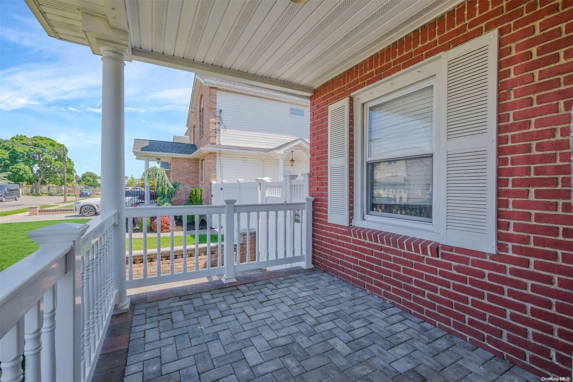 149 Rule Street Franklin Square, NY 11010 - Photo 2 of 33