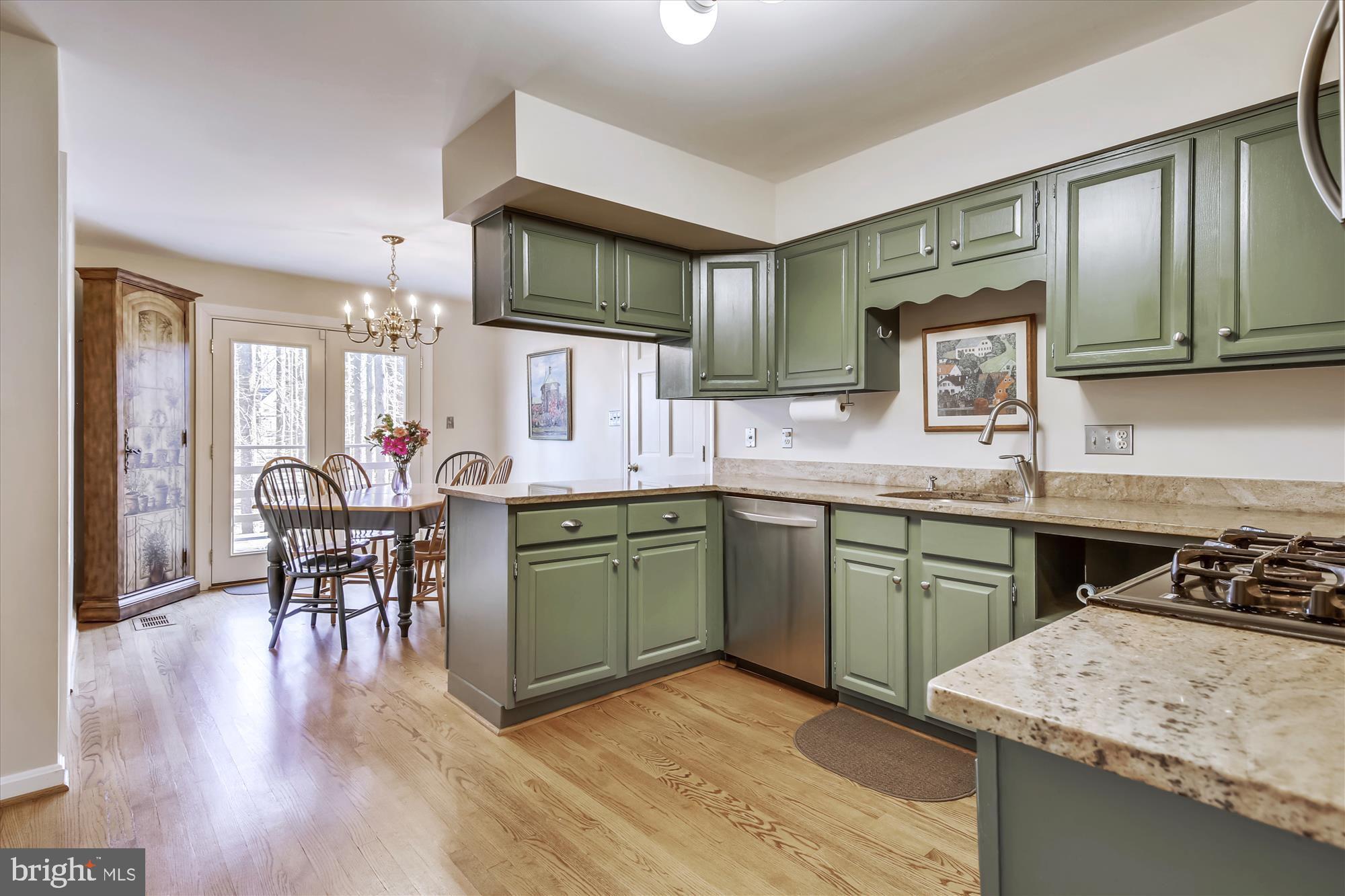 809 Balls Hill Road McLean, VA 22101 - Photo 14 of 55