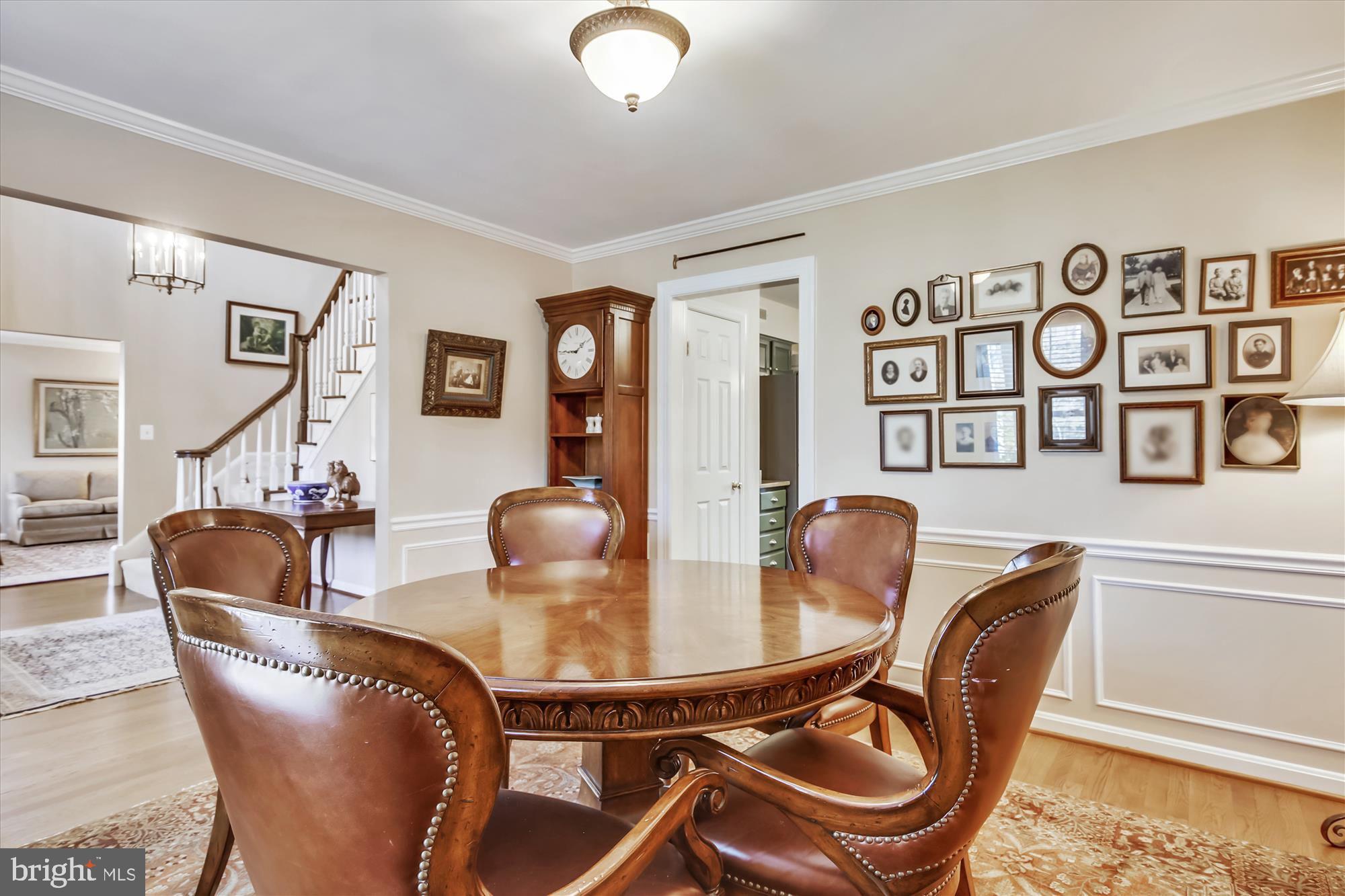 809 Balls Hill Road McLean, VA 22101 - Photo 7 of 55