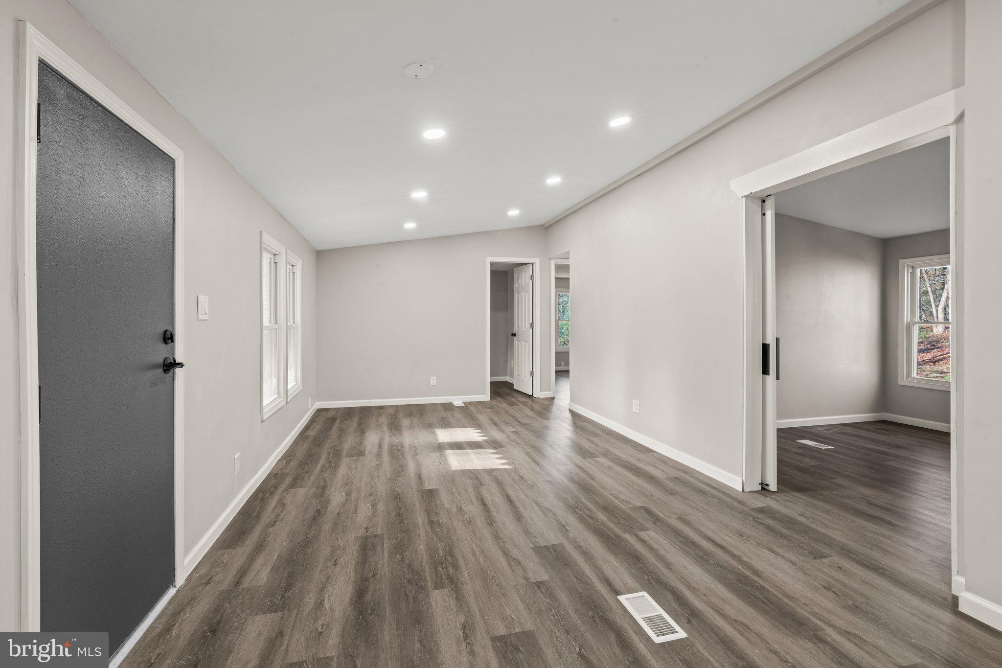 551 Poplar Road Millville, NJ 08332 - Photo 5 of 30 Gallery Image 5