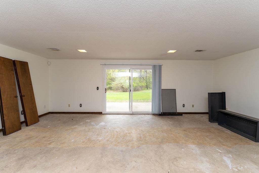 3290 East River Road Mount Pleasant, MI 48858 - Photo 33 of 64