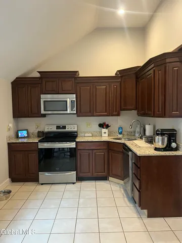 $259,900 | 764 Creek Road, Crown Point, NY 12928