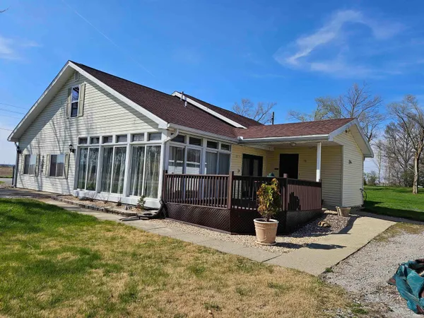$330,000 | 827 North 300 East, Monticello, IN 47960
