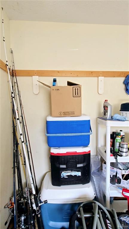 106 Rosa Priego Street Donna, TX 78537 - Photo 20 of 25 Extra strorage in laundry room