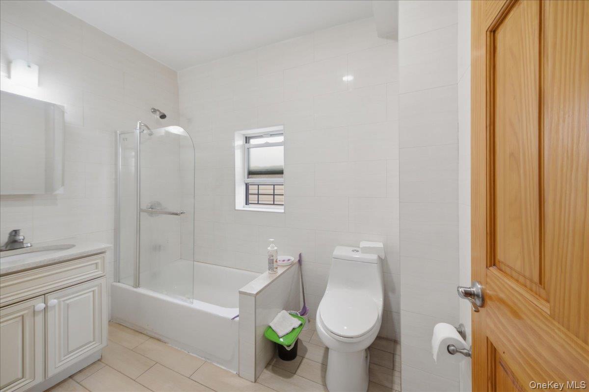 1850 Unionport Road Bronx, NY 10462 - Photo 10 of 31