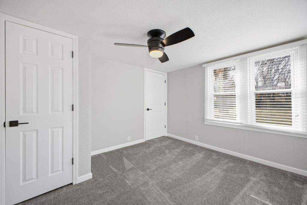 3220 Pickett Road St. Joseph, MO 64503 - Photo 18 of 40