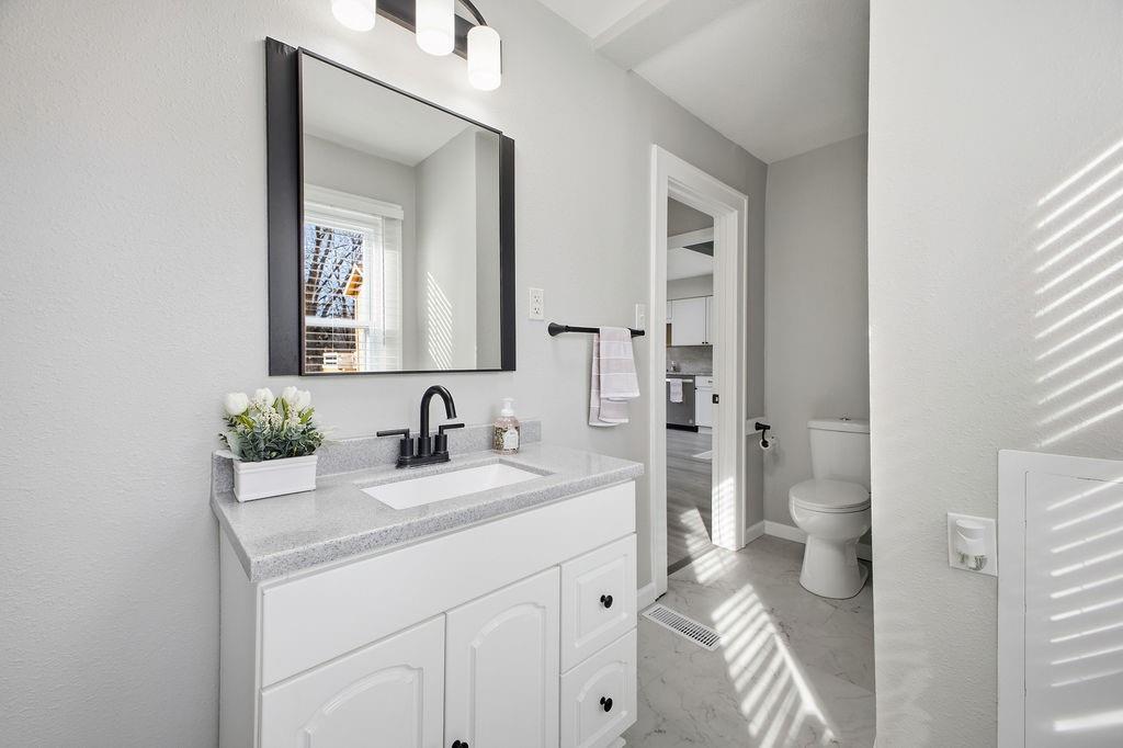 3220 Pickett Road St. Joseph, MO 64503 - Photo 23 of 40