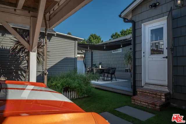 $1,399,000 | 4827 Tilden Avenue, Sherman Oaks, CA 91423
