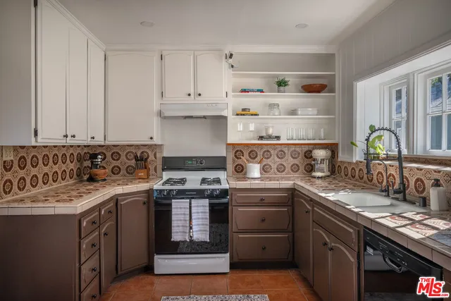 $1,399,000 | 4827 Tilden Avenue, Sherman Oaks, CA 91423