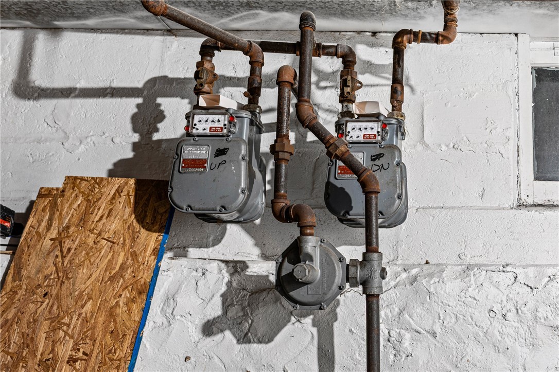 443 Melville Street Rochester, NY 14609 - Photo 40 of 42 Separate Meters