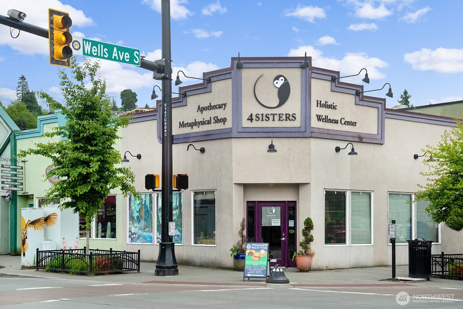 116 Williams Avenue South Renton, WA 98057 - Photo 36 of 37 a view of a stores