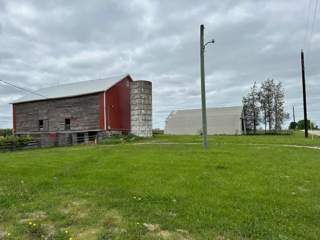 $289,900 | 6300 Dell Road, Saline, MI 48176