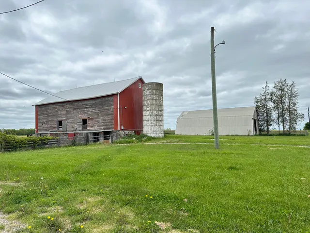 $289,900 | 6300 Dell Road, Saline, MI 48176