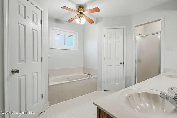 $450,000 | 5900 Paloma Drive, Olive Branch, MS 38654