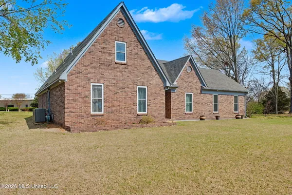 $450,000 | 5900 Paloma Drive, Olive Branch, MS 38654