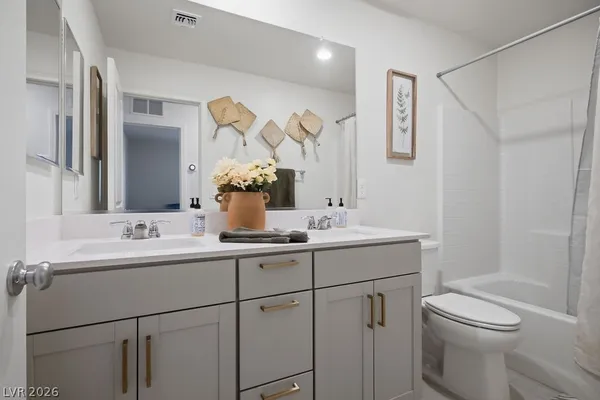 $595,999 | 6905 Toll Mountain Street, North Las Vegas, NV 89086