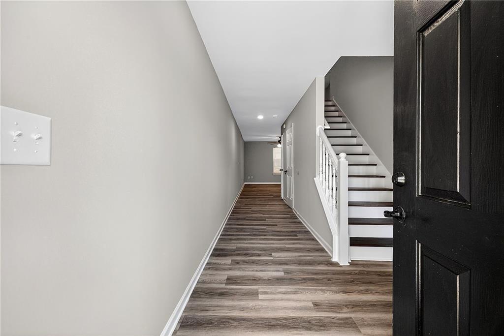1065 Maple Valley Court Union City, GA 30291 - Photo 3 of 29 a view of entryway
