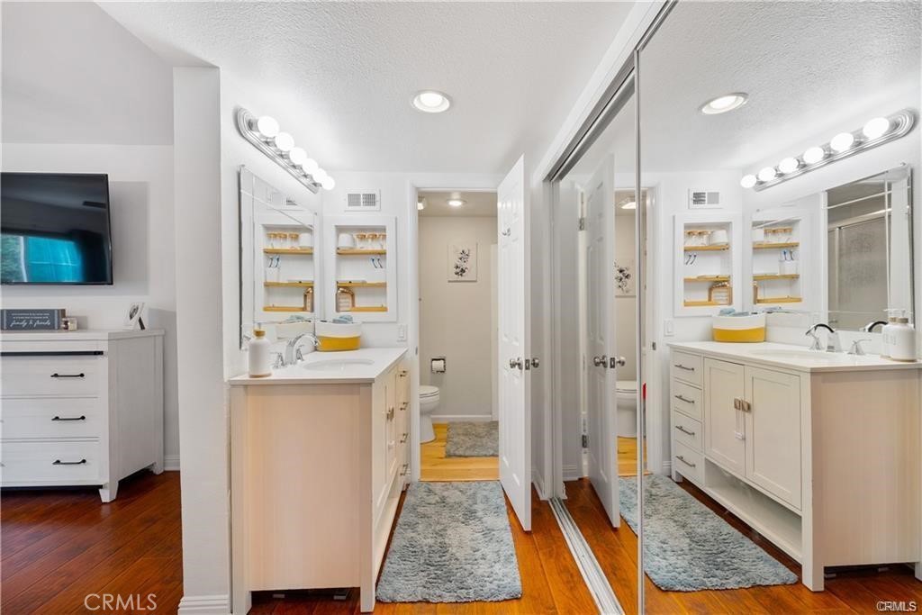 27065 Rio Prado Drive Valencia, CA 91354 - Photo 12 of 23