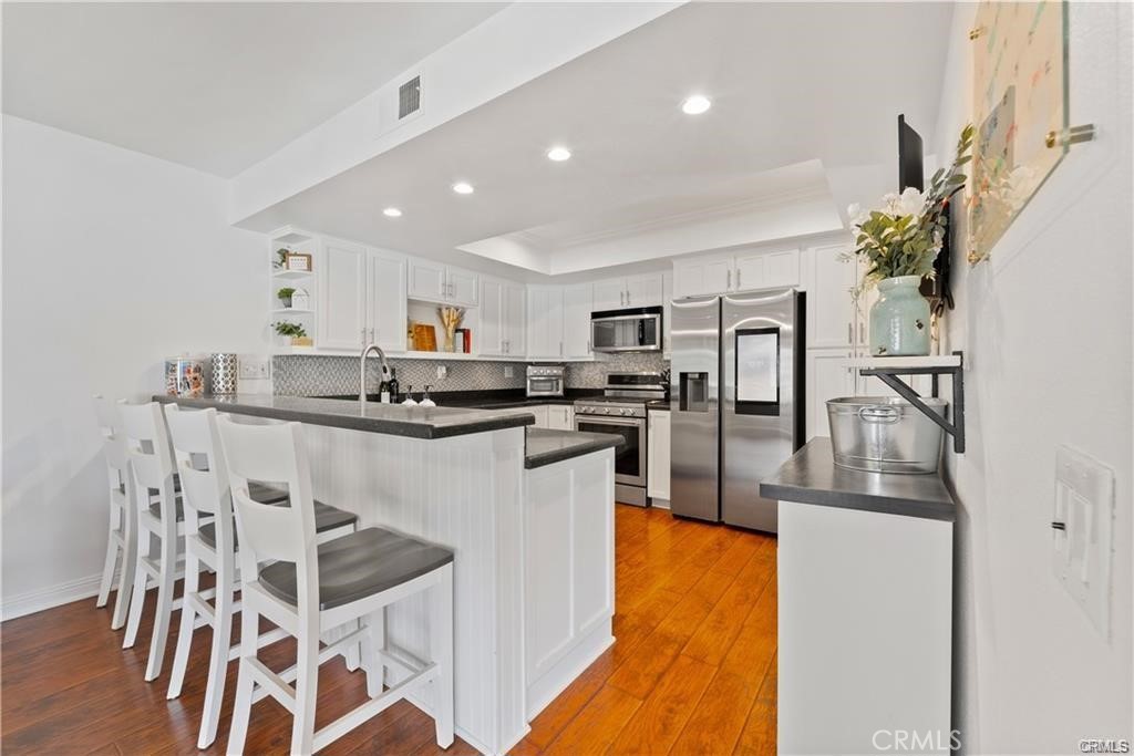 27065 Rio Prado Drive Valencia, CA 91354 - Photo 8 of 23