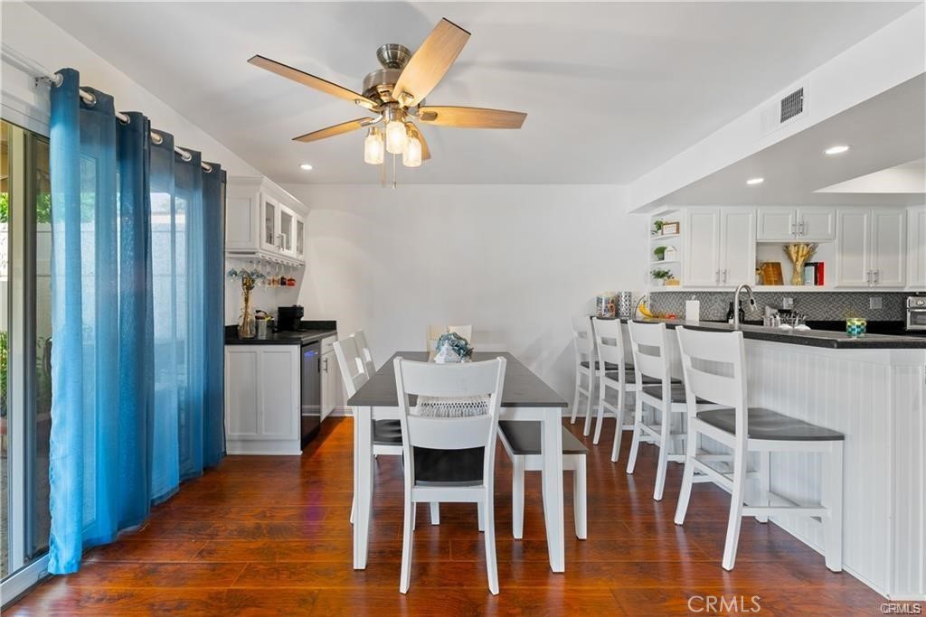 27065 Rio Prado Drive Valencia, CA 91354 - Photo 9 of 23