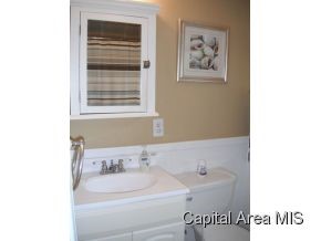 1100 North 32nd Street Springfield, IL 62702 - Photo 11 of 24 Gallery Image 11