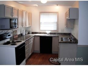 1100 North 32nd Street Springfield, IL 62702 - Photo 3 of 24 Gallery Image 3