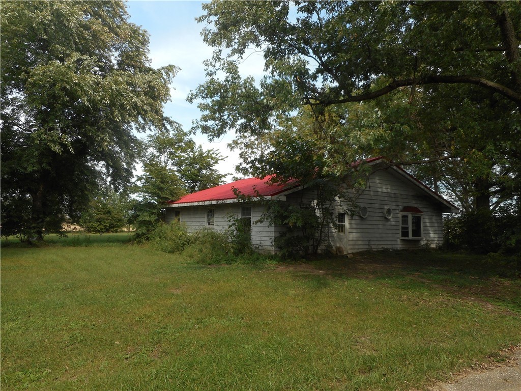 998 North 850 Road Perrysville, IN 47974 - Photo 5 of 8