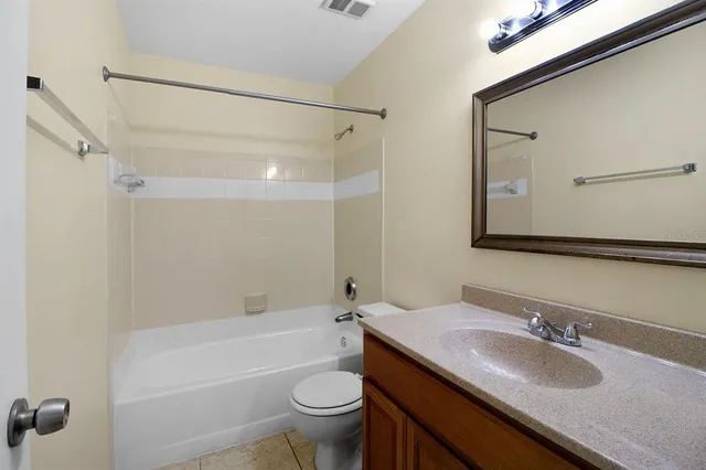 $1,250 | 3036 Parkway Boulevard, Unit 203, Kissimmee, FL 34747