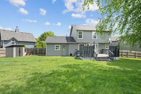 $420,000 | 21719 West 51st Terrace, Shawnee, KS 66226