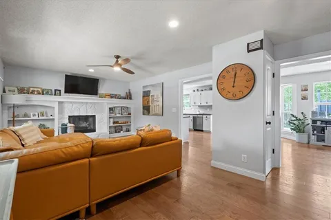 $420,000 | 21719 West 51st Terrace, Shawnee, KS 66226