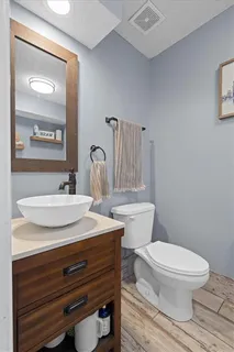 $420,000 | 21719 West 51st Terrace, Shawnee, KS 66226