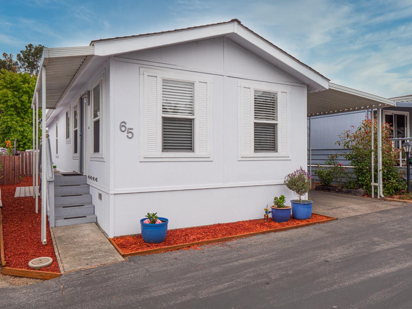 a view of a house with tub