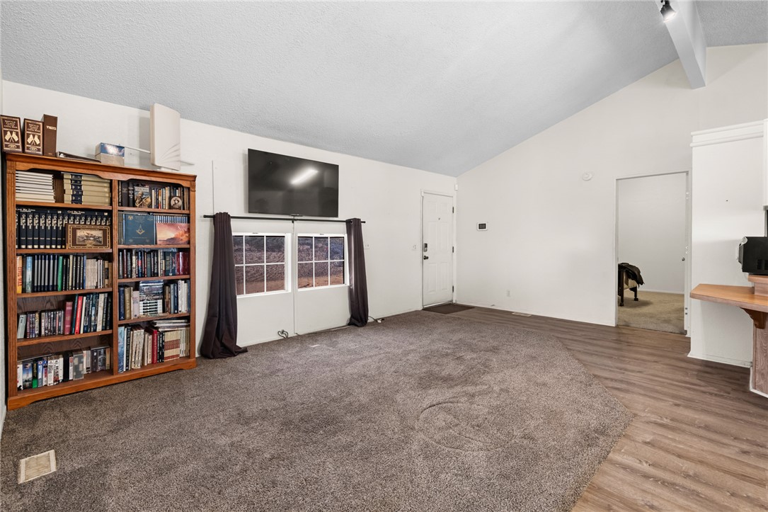 1418 South Canelo Road Golden Valley, AZ 86413 - Photo 12 of 39 Gallery Image 12
