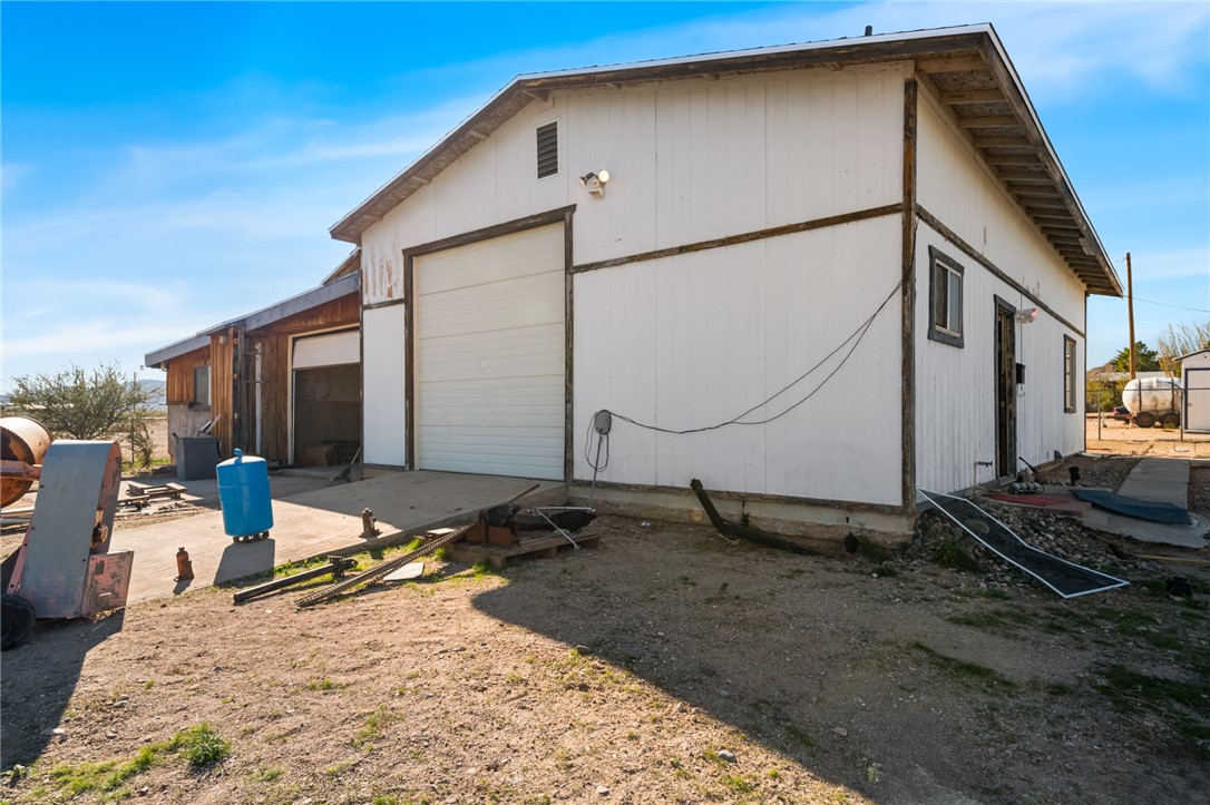 1418 South Canelo Road Golden Valley, AZ 86413 - Photo 26 of 39 Gallery Image 26
