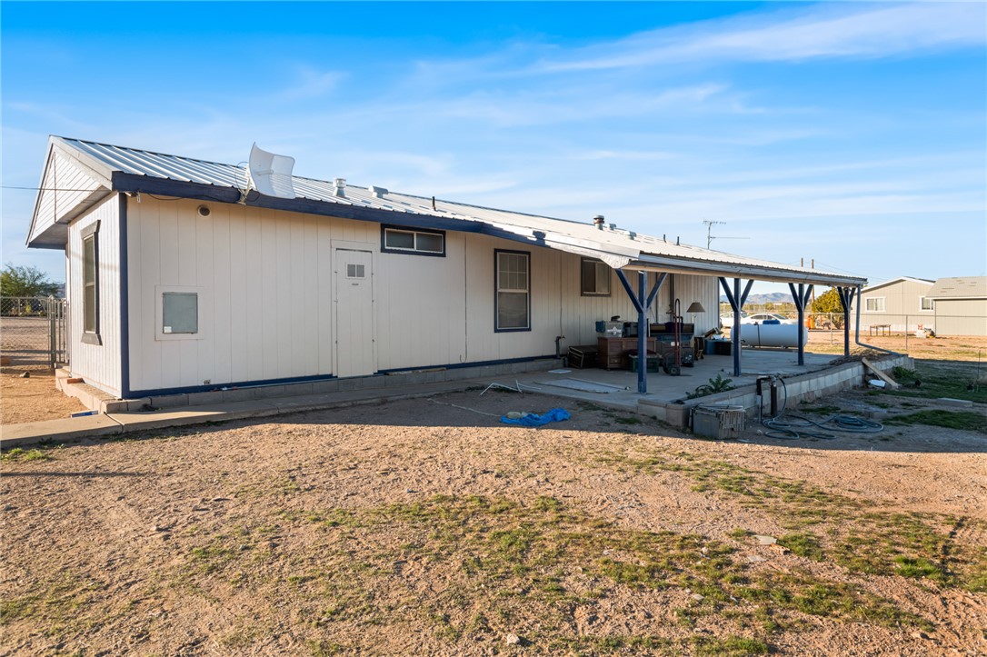 1418 South Canelo Road Golden Valley, AZ 86413 - Photo 36 of 39 Gallery Image 36