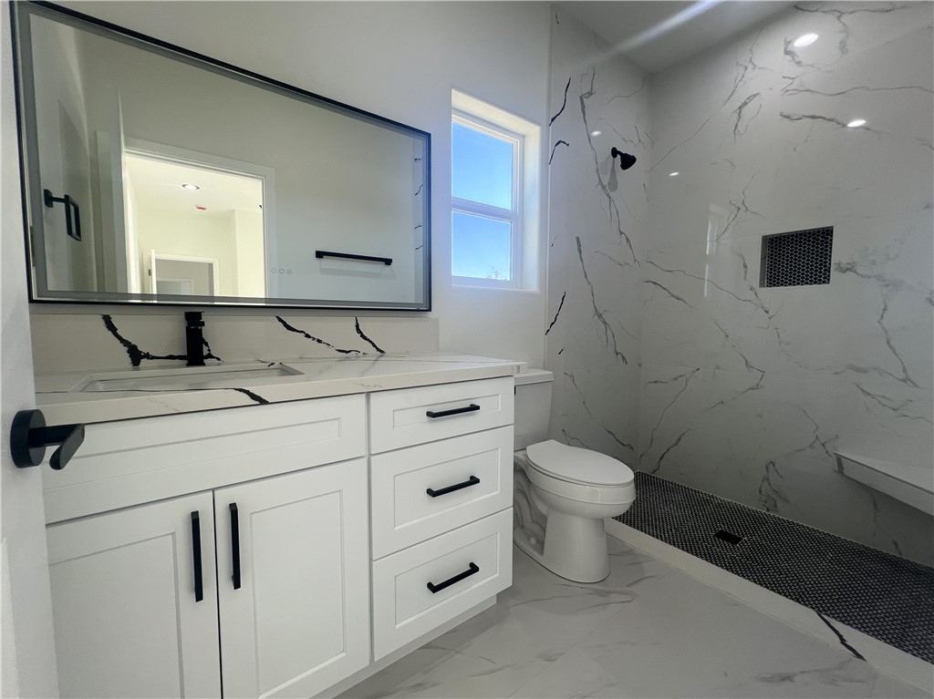 1675 Talc Road Bullhead City, AZ 86442 - Photo 43 of 65 Bathroom