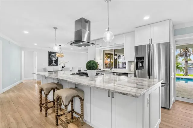 $1,450,000 | 4748 Overlook Drive Northeast, St. Petersburg, FL 33703