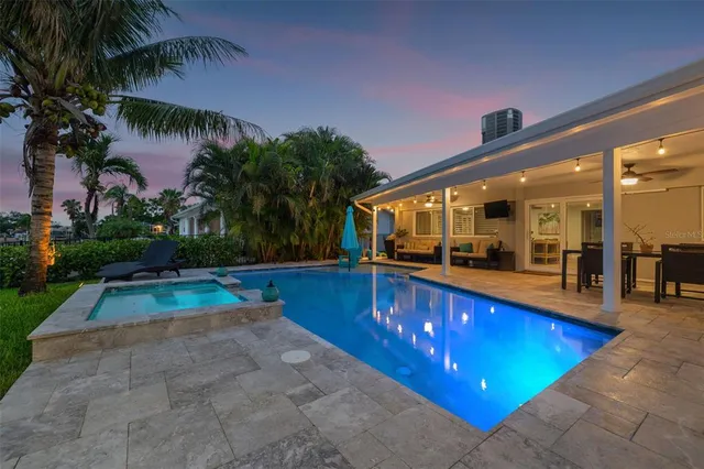 $1,450,000 | 4748 Overlook Drive Northeast, St. Petersburg, FL 33703