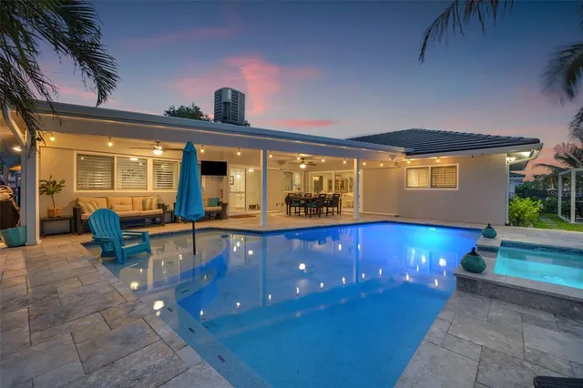 $1,450,000 | 4748 Overlook Drive Northeast, St. Petersburg, FL 33703