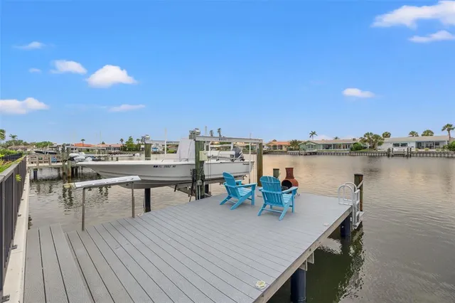 $1,450,000 | 4748 Overlook Drive Northeast, St. Petersburg, FL 33703